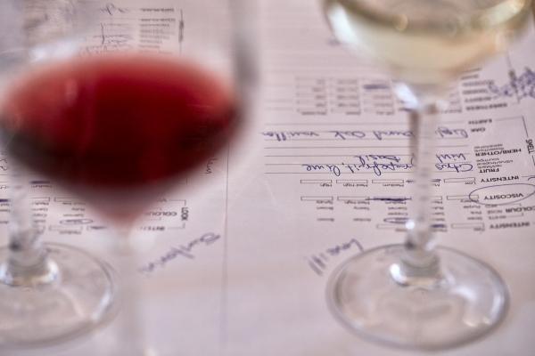 athens-wine-tasting-etairika-events