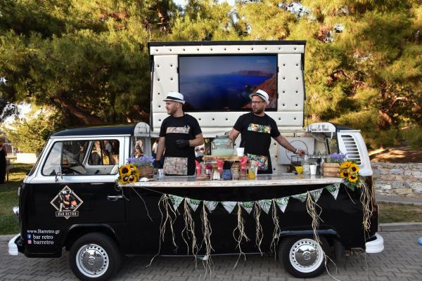 Bar Retro - Cocktail Catering εταιρικά 