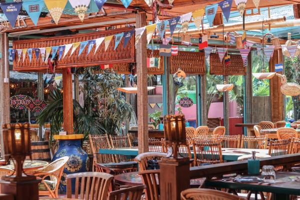 che restaurant etairika events