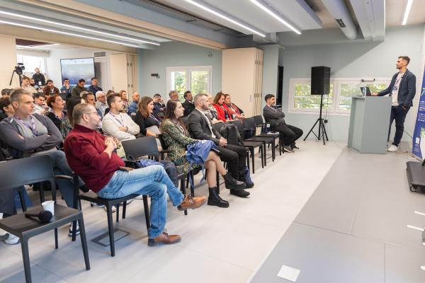 Εταιρικά Events - #enahub